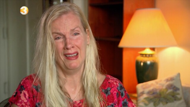 FORTVILET: Når Gunilla Persson mimrer om Manhattan-leiligheten i ukens episode av «Svenske Hollywoodfruer», blir det hele for mye for henne. Foto: TV3 FORTVILET: Når Gunilla Persson mimrer om Manhattan-leiligheten i ukens episode av «Svenske Hollywoodfruer», blir det hele for mye for henne. Foto: TV3